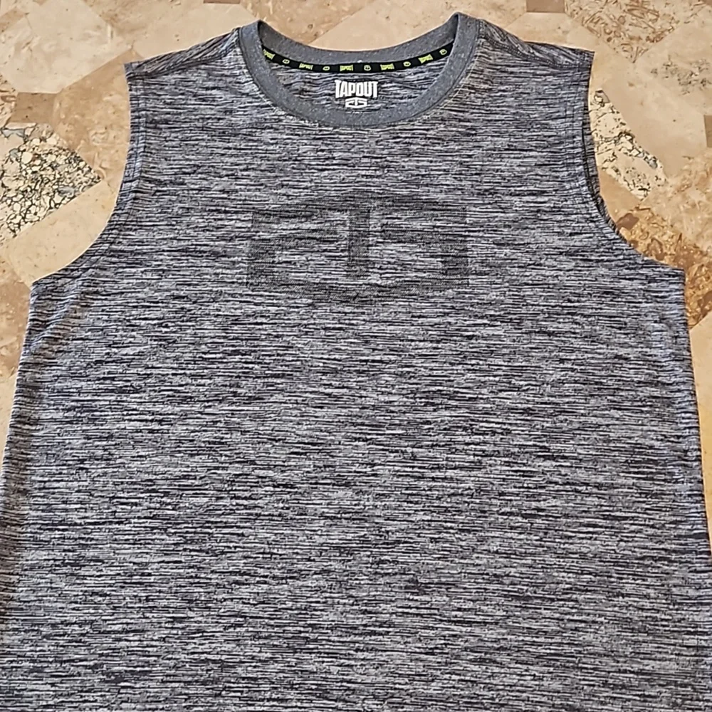 Tapout Shirt Sleeveless Muscle Tank Top Men's Size S / CH Tank Top Small SM Mens